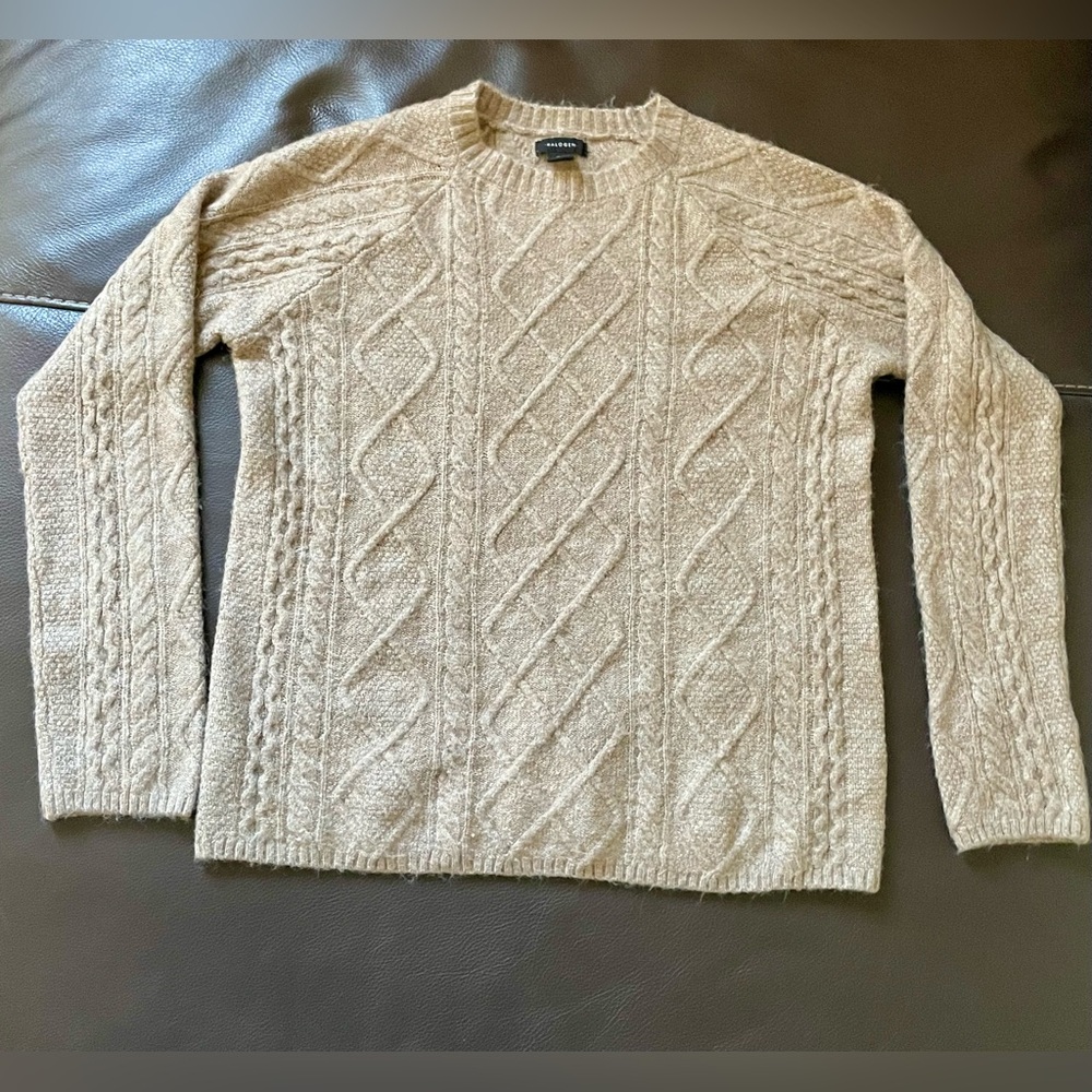 Halogen Women's Diagonal Cable Knit Crewneck Sweater